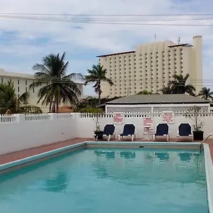 Hotel Village, Ocho Rios
